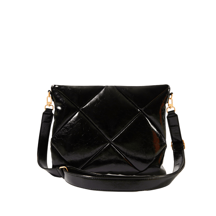 Quilting puffy laptop sleeve with magnetic snap closure and detachable shoulder strap