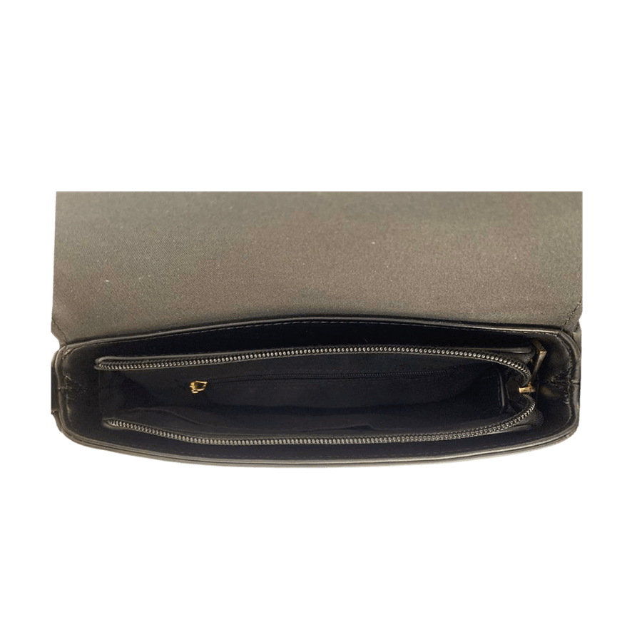 ladies crossbody bag with magnetic snap closure and back zip pocket