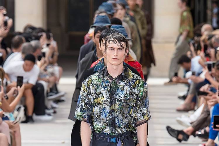Louis Vuitton aims to open US factory