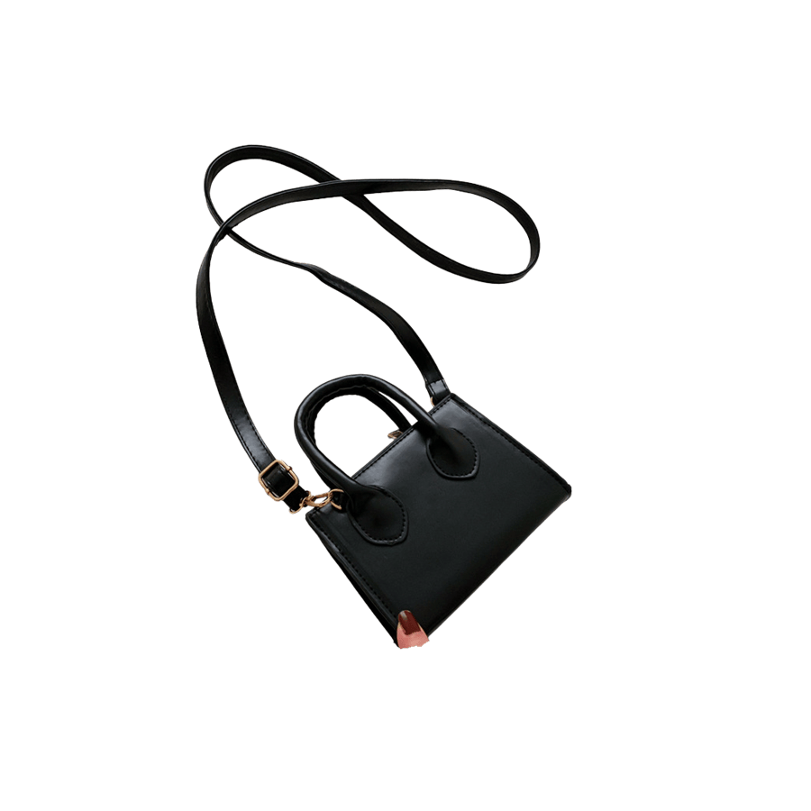 Black ladies handbag with top zip closure