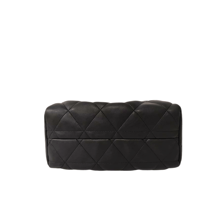 Black quilting ladies handbag with string closure and side open pockets