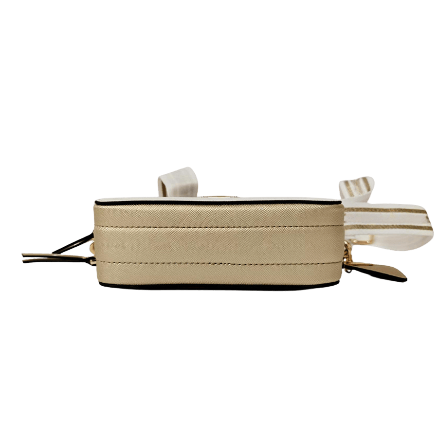 Ladies crossbody with decorative triangle hardware and card pocket on the back