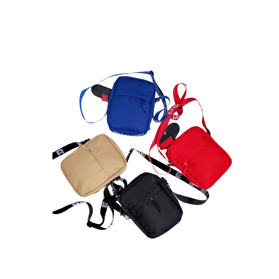 Black crossbody travelling bag with front zip pocket