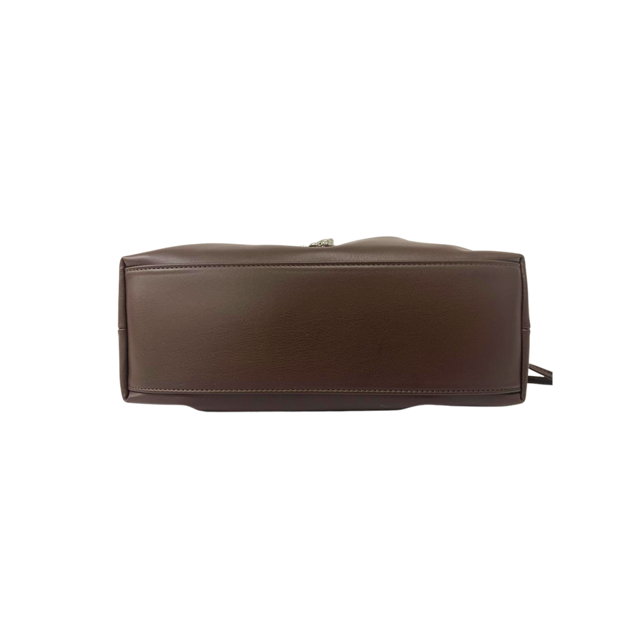 Brown ladies handbag with pleats on the body and chain handle