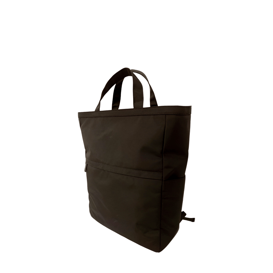 Black travelling backpack with front zip pocket